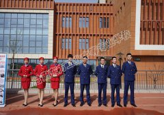乘东方号圆你航空梦!