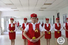 报考兰州轨道交通学校高铁乘务专业需要什么条件？