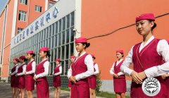 什么样的人适合去兰州轨道交通学校学高铁乘务专业？