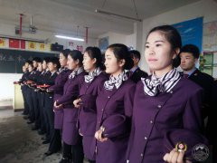 家长们为什么都愿意把孩子送到甘肃兰州中专学校学高铁专业