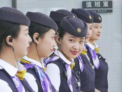 为什么高铁乘务专业都是大专学历？