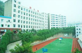 重庆涪陵创新计算机学校