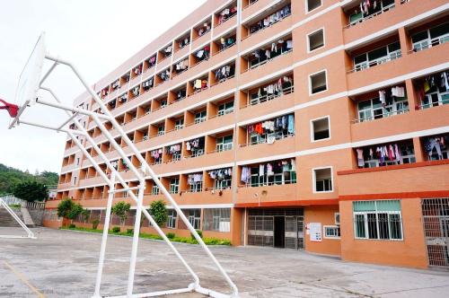 重庆中华职业学校