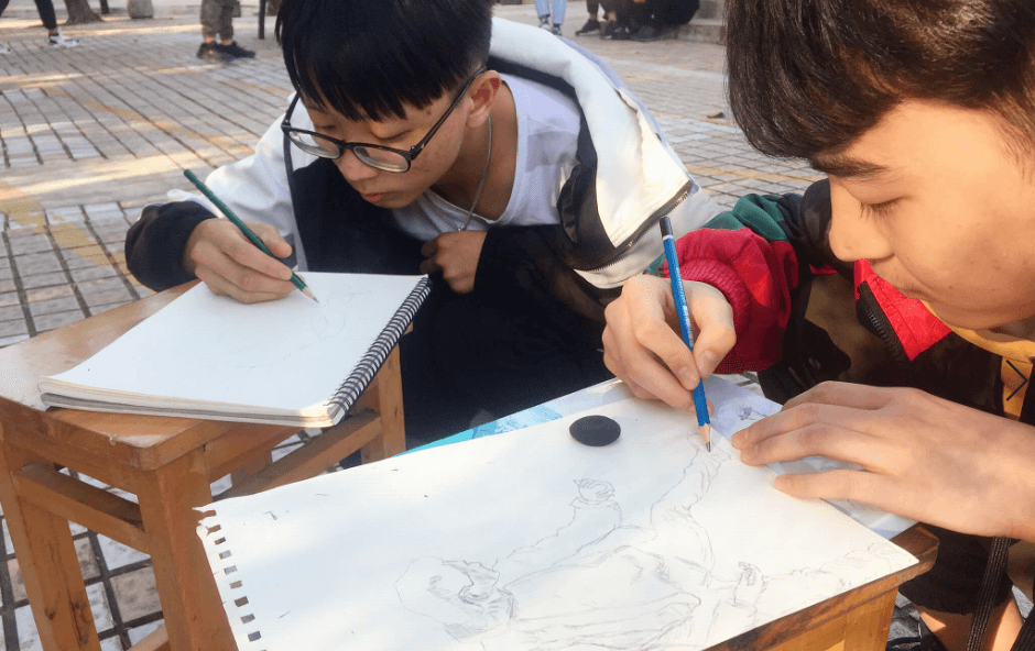 重庆人文艺术职业学校