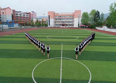 2025年学护理专业黔南哪个学校好