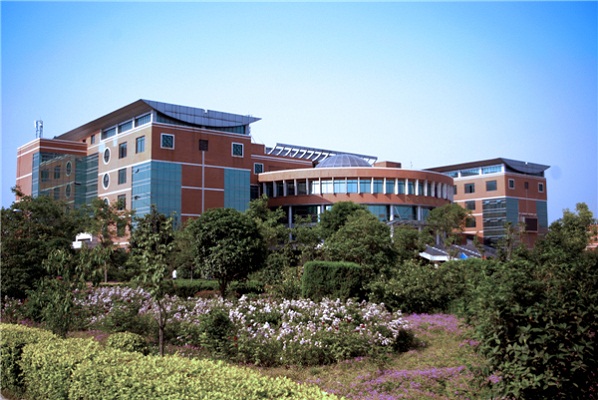 西安外事技工学校（西安外事技师学院）「中专」
